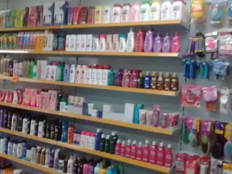 mayke-farma-farmacia-1365817522