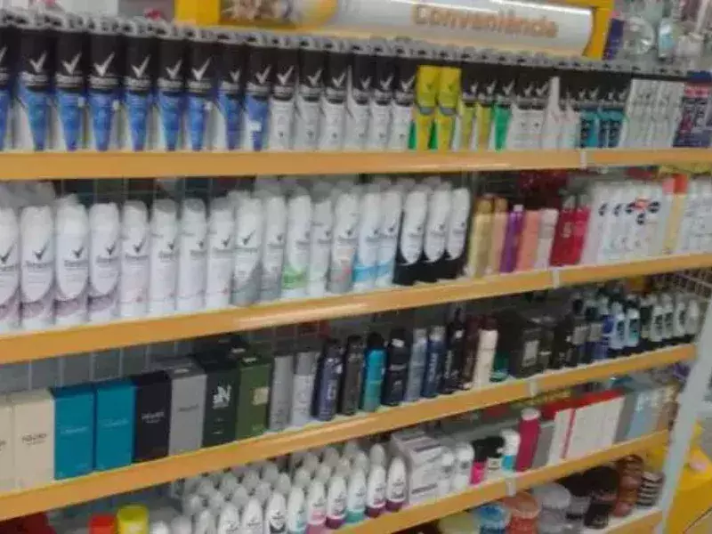 mayke-farma-farmacia-90312211